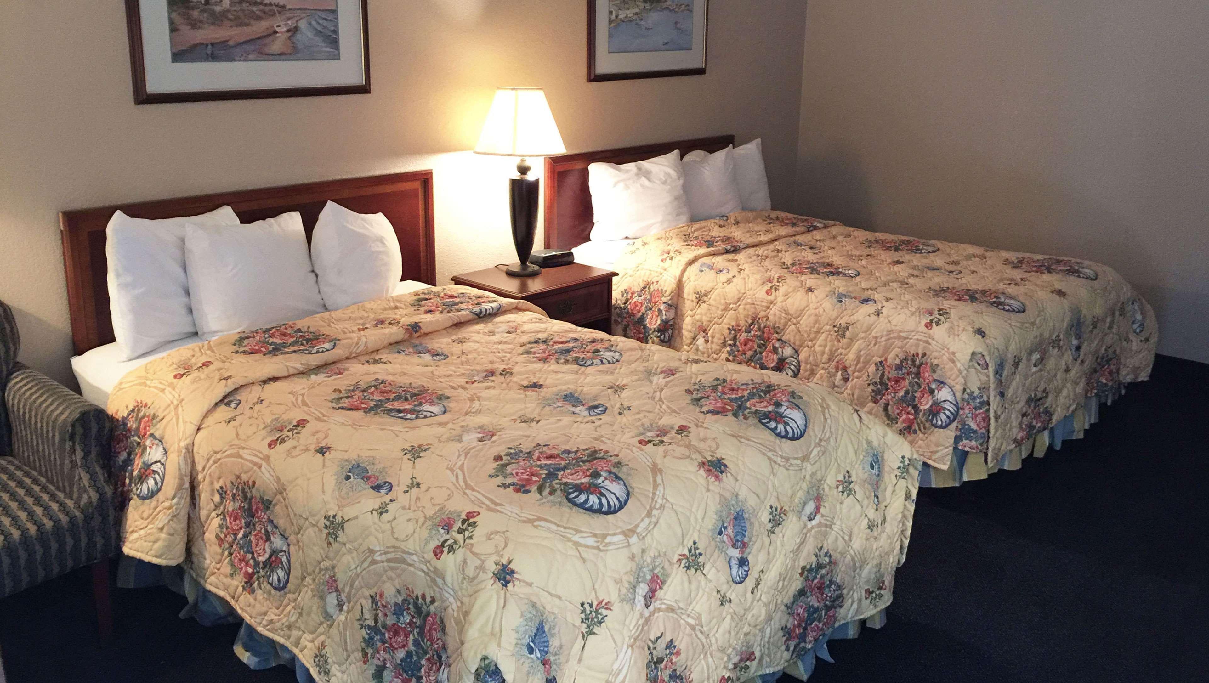 Mayfair Inn Williamston Esterno foto