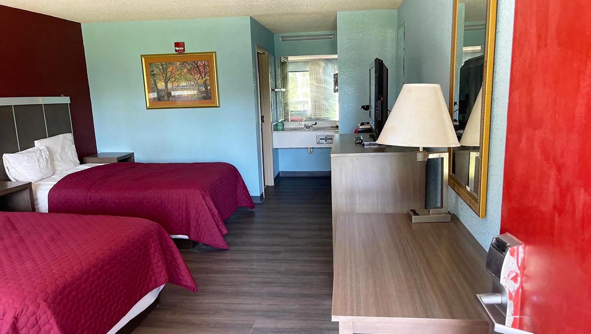Mayfair Inn Williamston Esterno foto