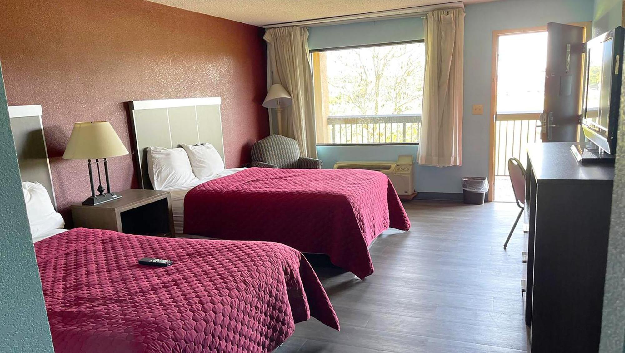 Mayfair Inn Williamston Esterno foto