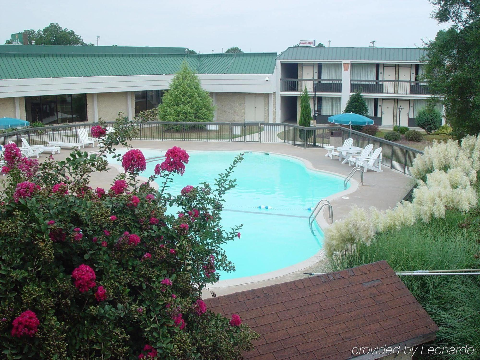 Mayfair Inn Williamston Esterno foto